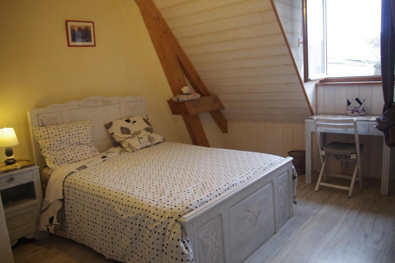 Bed and Breakfast Pesaulhé Monein Esterno foto