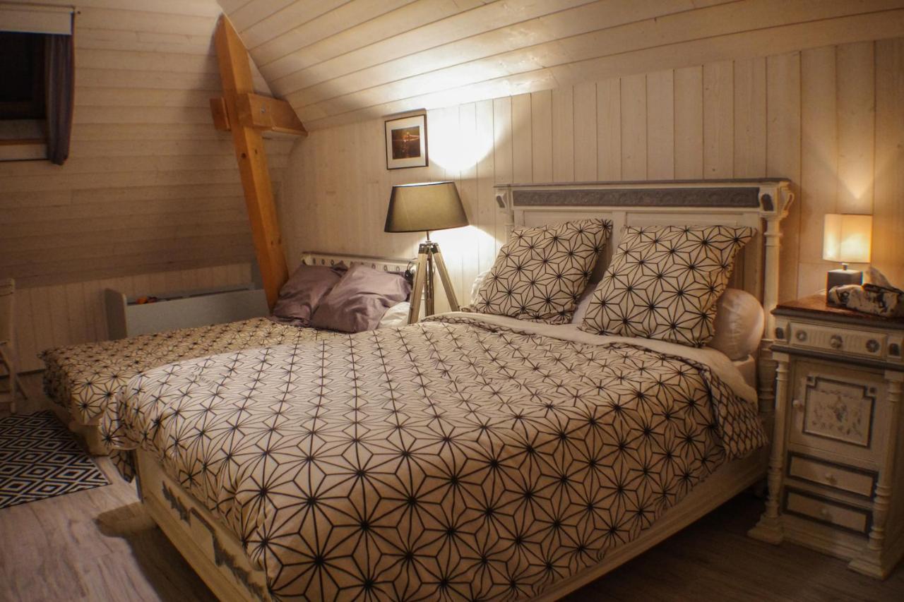 Bed and Breakfast Pesaulhé Monein Esterno foto