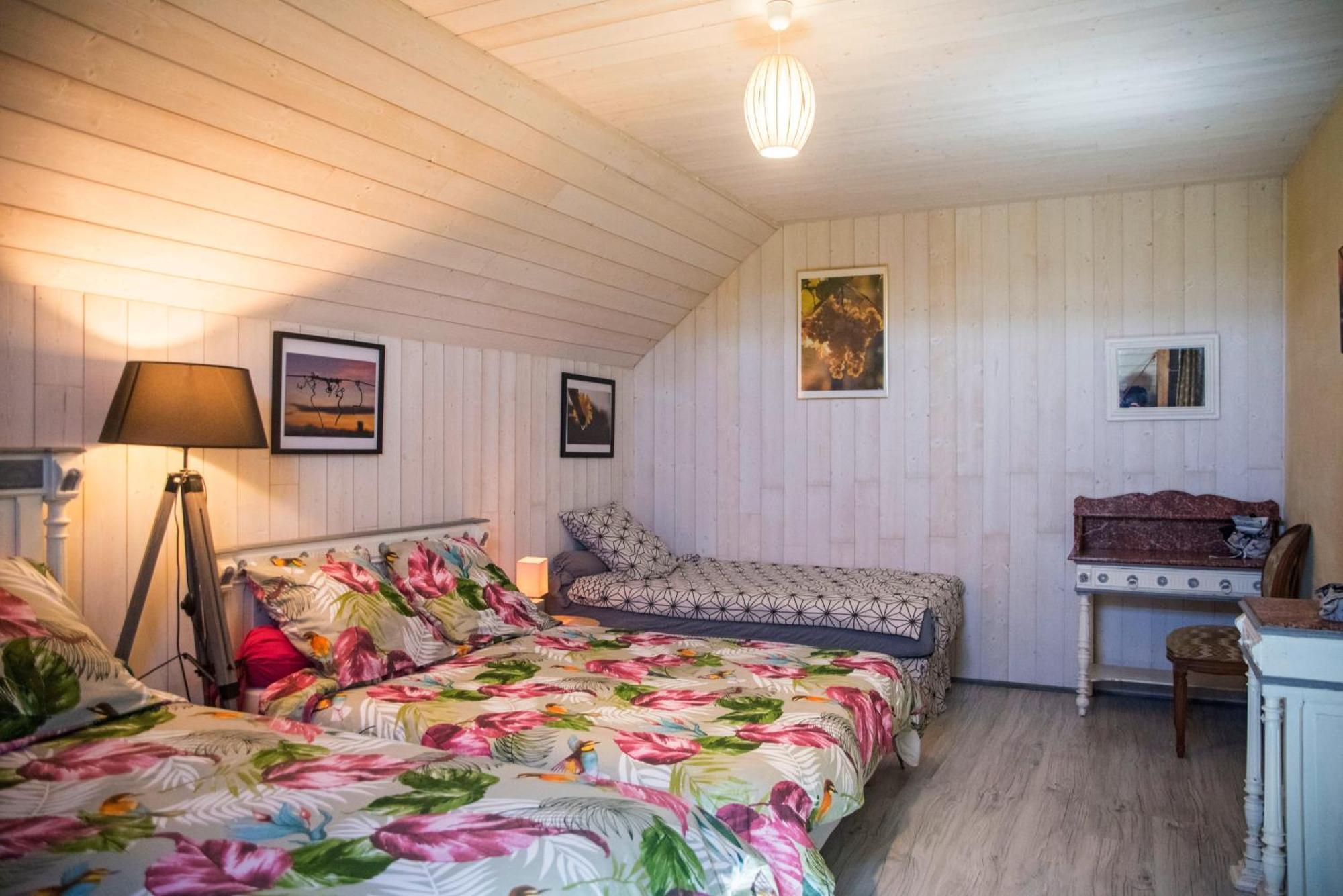 Bed and Breakfast Pesaulhé Monein Esterno foto